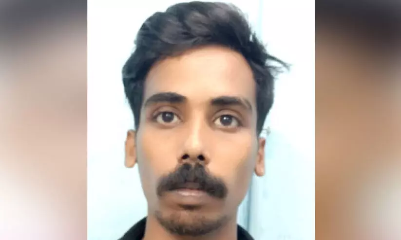 ലൈംഗികാതിക്രമം: ഒളിവിലിരുന്ന യുവാവ് പിടിയിൽ ലൈംഗികാതിക്രമം: ഒളിവിലിരുന്ന യുവാവ് പിടിയിൽ