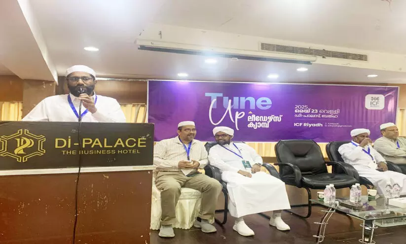 ഖു​ർ​ആ​ൻ എ​ല്ലാ​വ​ർ​ക്കും വ​ഴി​കാ​ട്ടി, ആ​ഴ​ത്തി​ൽ പ​ഠി​ക്ക​ണം -ഉ​മ​ർ സ​ഖാ​ഫി