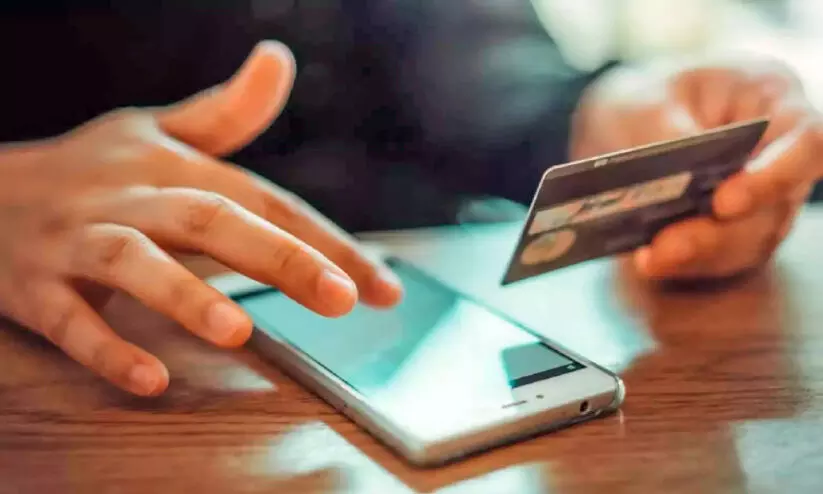 അ​റി​യാ​തെ അ​ധോ​ലോ​ക​മാ​യി മാ​റു​ന്ന​വ​ർ...