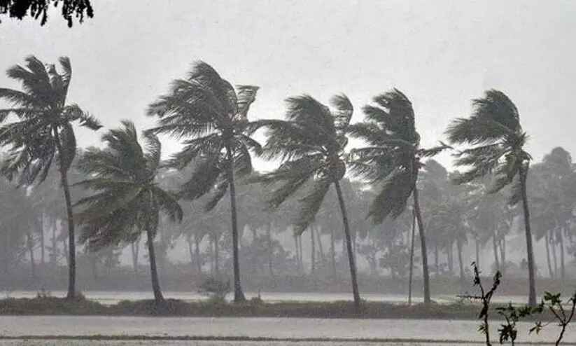 ജില്ലയിൽ മഴ കനത്തു; ഇന്ന് റെഡ് അലർട്ട് ജില്ലയിൽ മഴ കനത്തു; ഇന്ന് റെഡ് അലർട്ട്