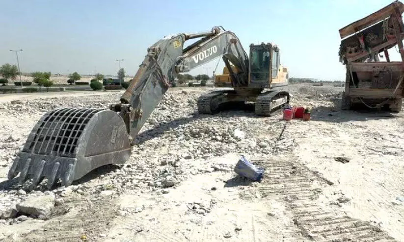 മാ​ലി​ന്യം ത​ള്ളി​യ​വ​ർ​ക്കെ​തി​രെ ന​ട​പ​ടി; അ​ന​ധി​കൃ​ത മാ​ലി​ന്യ നി​ക്ഷേ​പ​ങ്ങ​ൾ ത​ട​ഞ്ഞ് മ​ന്ത്രാ​ല​യം