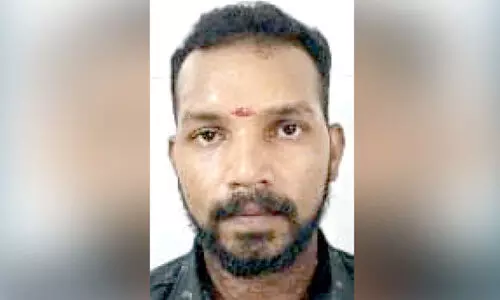 പതിനേഴുകാരിയെ പെ​ട്രോ​ളൊ​ഴി​ച്ച് കൊ​ല​പ്പെ​ടു​ത്തി​യ  ആൺസുഹൃത്തിന്​ ജീവപര്യന്തം കഠിനതടവ്