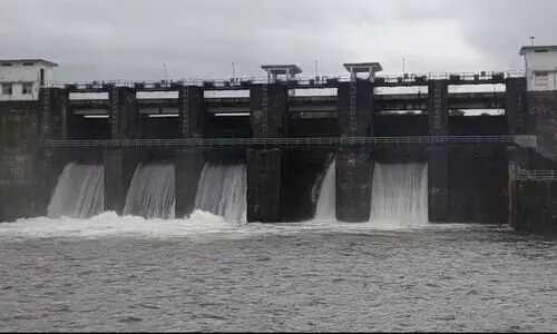 മലങ്കര ഡാം മുന്നറിയിപ്പില്ലാതെ തുറന്നു