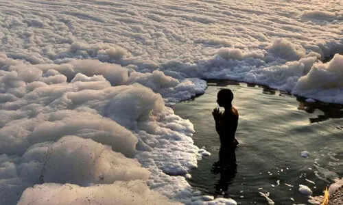 ഡൽഹിയിലെ 17 മലിനജല ശുദ്ധീകരണ പ്ലാന്‍റുകൾ പരാജയം; കോളി​​​ഫോം ബാക്ടീരിയ അടക്കമുള്ളവ യമുനയിലേക്ക്