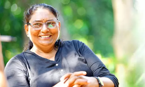 ചേലയുടുക്കാൻ ഒരു സമരം ചേലയുടുക്കാൻ ഒരു സമരം