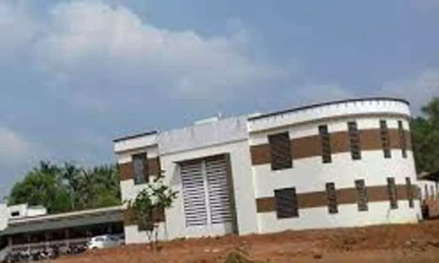 സംസ്കൃത സർവകലാശാലയുടെ കൊയിലാണ്ടി കാംപസിൽ നാലുവർഷ ഉർദു കോഴ്സ്