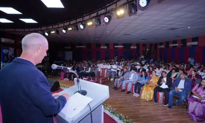 ഫിൻക്യു നഴ്സസ് ദിനാഘോഷം ഫിൻക്യു നഴ്സസ് ദിനാഘോഷം