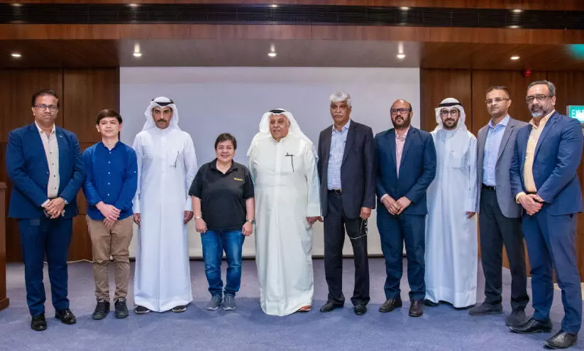 മൻഗഫ് അഗ്നിബാധ; എൻ.ബി.ടി.സി ഇൻഷുറൻസ് തുക കൈമാറി മൻഗഫ് അഗ്നിബാധ; എൻ.ബി.ടി.സി ഇൻഷുറൻസ് തുക കൈമാറി