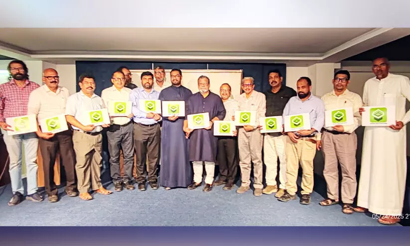 തീ​ർ​ഥാ​ട​ക​ർ​ക്കും വ​ള​ന്റി​യ​ർ​മാ​ർ​ക്കും   വ​ഴി​കാ​ട്ടി​യാ​യി ത​നി​മ മൊ​ബൈ​ൽ ആ​പ്