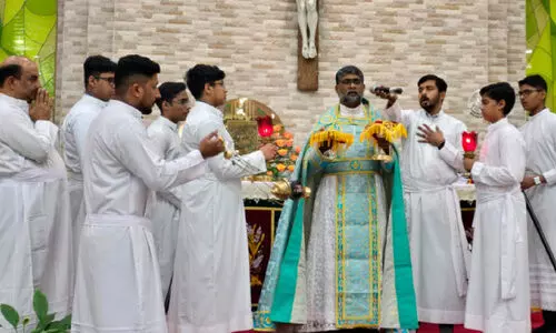 ഫാ. ​ജോ​ൺ​സ​ൺ പു​തു​പ്പ​റ​മ്പി​ൽ പു​തി​യ വി​കാ​രി