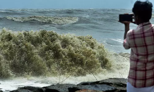 കലിതുള്ളി കാലവർഷം; മ​ര​ണം അഞ്ചായി, ജി​ല്ല​യി​ൽ വ​ൻ കൃ​ഷി നാ​ശം