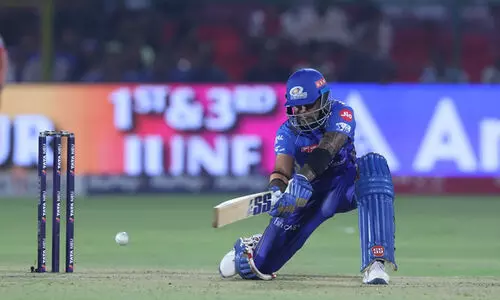 സൂര്യകുമാറിന് അർധസെഞ്ച്വറി; മുംബൈക്കെതിരെ പഞ്ചാബിന് 185 റൺസ് വിജയലക്ഷ്യം