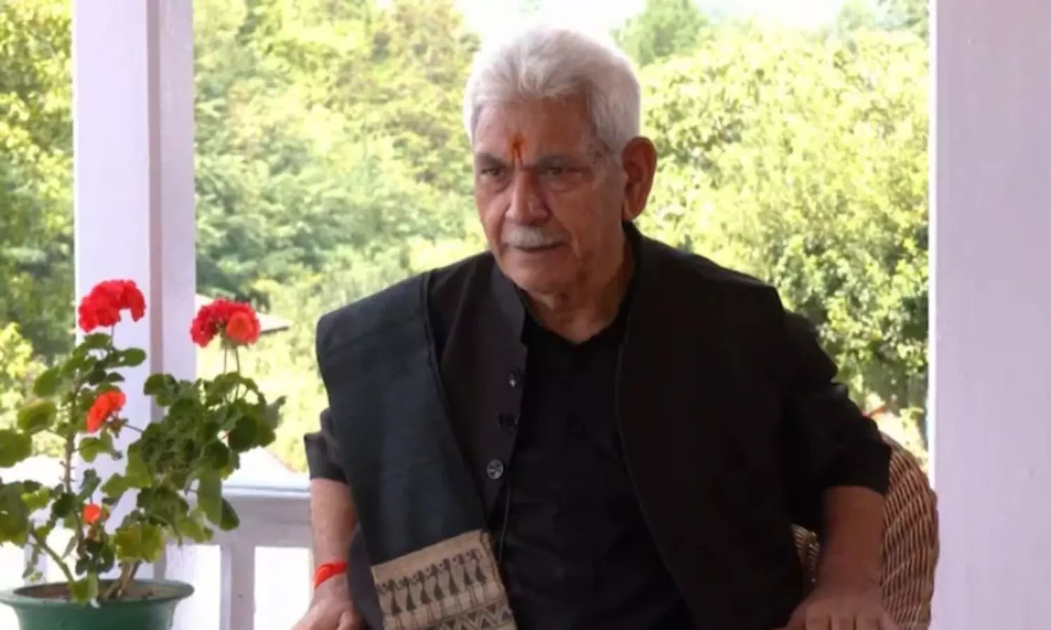 ഭീകരരെ വളർത്തുന്നത് തുടർന്നാൽ പാകിസ്താനെ ഭൂമുഖത്തുനിന്ന് തുടച്ചുനീക്കും -ജമ്മു കശ്മീർ ലഫ്. ഗവർണർ