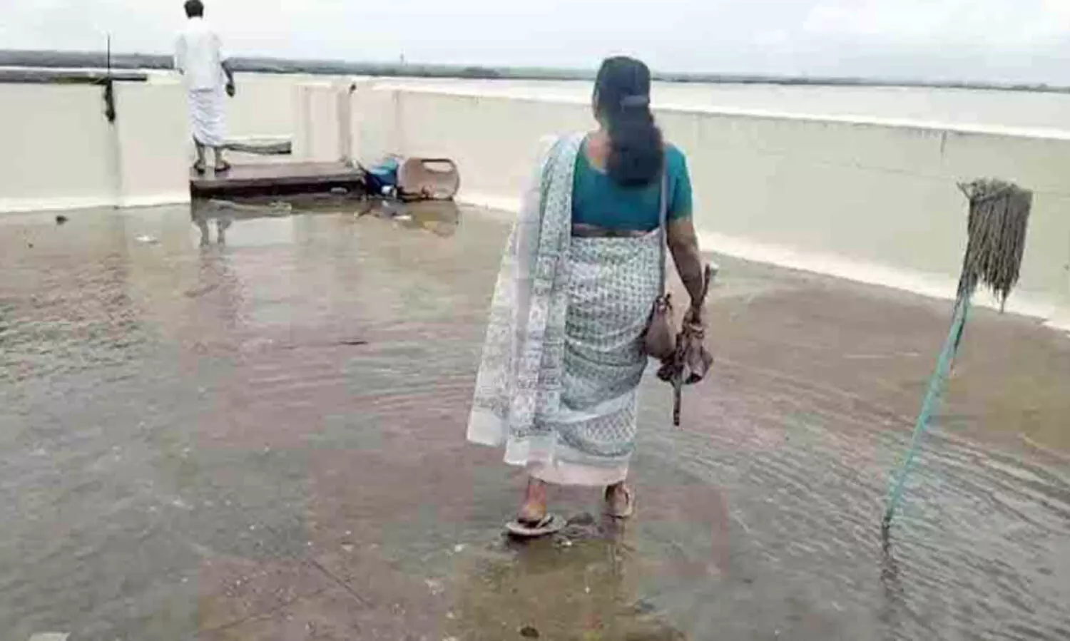 പയ്യന്നൂർ താലൂക്ക് ആശുപത്രിയിൽ വെള്ളം കയറി