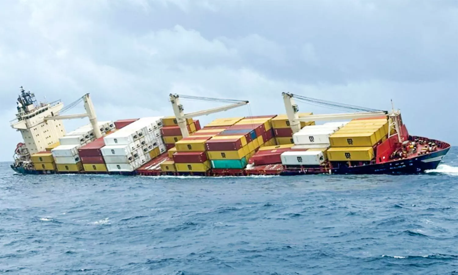 Kochi Ship Sinking, MSC ELSA 3