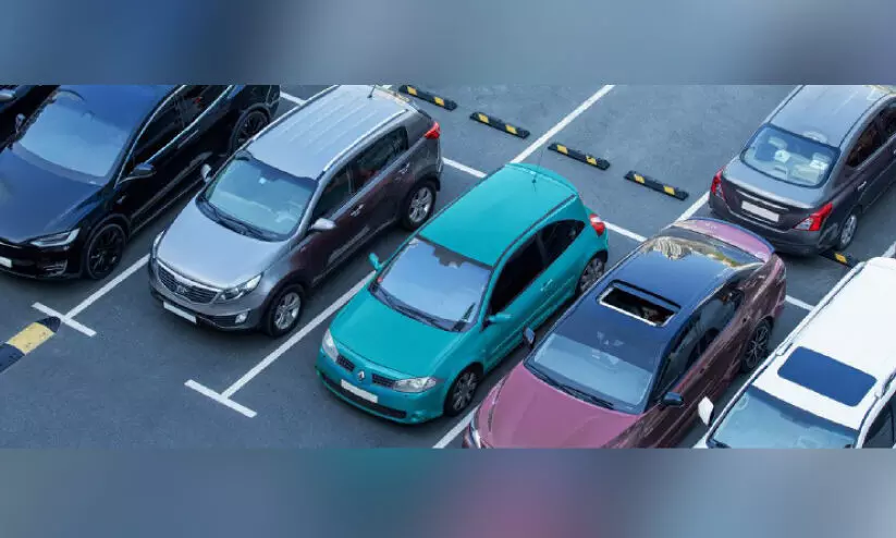 മി​ർ​ദി​ഫി​ൽ ര​ണ്ട്​ പു​തി​യ പെ​യ്​​ഡ്​ പാ​ർ​ക്കി​ങ്​ സോ​ണു​ക​ൾ കൂ​ടി