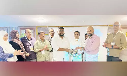 ജാ​ഫ​റി​ന് പ്ര​വാ​സി വെ​ല്‍ഫെ​യ​ര്‍ യാ​ത്ര​യ​യ​പ്പ് ന​ല്‍കി