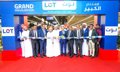 ലോ​ട്ട്’ വാ​ല്യൂ ഷോ​പ്പി​ന്റെ നാ​ലാ​മ​ത് ശാ​ഖ ബു​റൈ​മി​യി​ലെ നു​ജൂം മാ​ളി​ല്‍ തു​റ​ന്നു