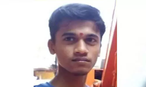 ബസിടിച്ച് ബൈക്ക് യാത്രികൻ മരിച്ചു