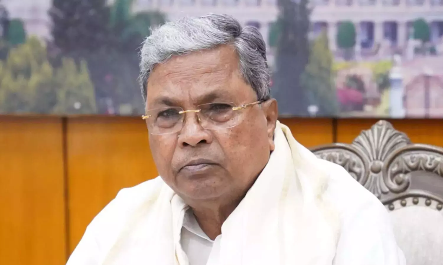 കോ​വി​ഡ്: ഏ​ത് സാ​ഹ​ച​ര്യ​വും നേ​രി​ടാ​ൻ സ​ജ്ജ​രാ​കണമെന്ന് മു​ഖ്യ​മ​ന്ത്രി