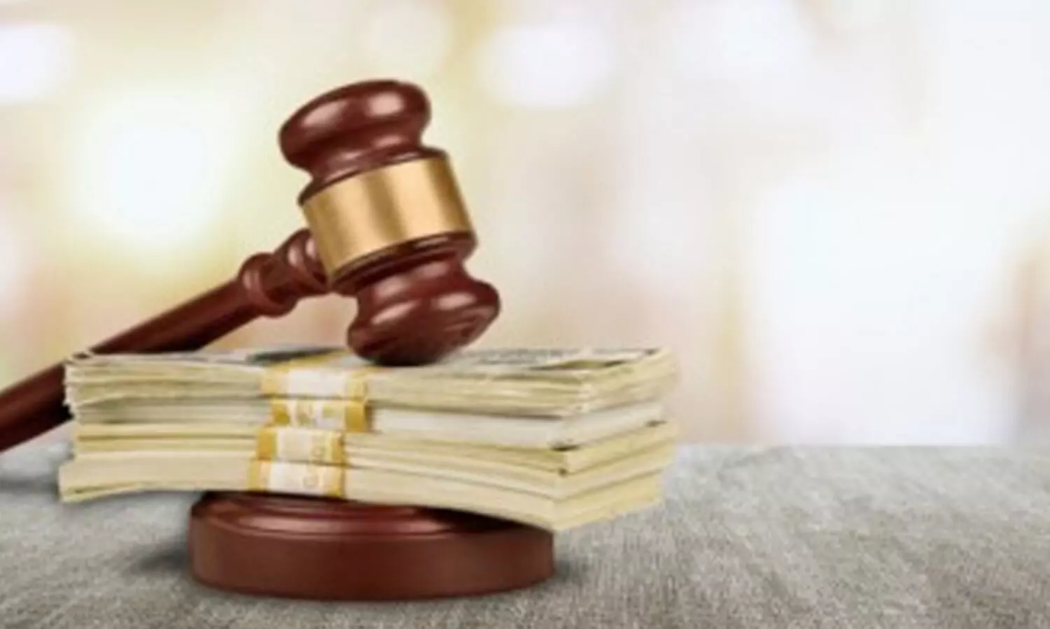 ഹ​ജ്ജ് പെ​ർ​മി​റ്റി​ല്ലാ​തെ പി​ടി​യി​ലാ​യ 14 പേ​ർ​ക്ക് പി​ഴ ചു​മ​ത്തി