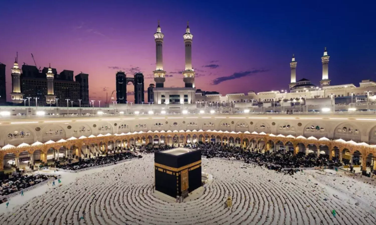 ഹ​ജ്ജ്​ ഒ​രു​ക്കം പൂ​ർ​ണം, വി​ശ​ദീ​ക​രി​ച്ച് വി​വി​ധ​ മ​ന്ത്രി​മാ​ർ