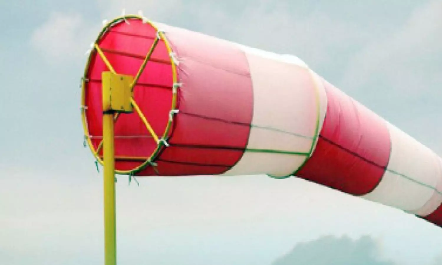 വ​ട​ക്കു​പ​ടി​ഞ്ഞാ​റ​ൻ കാ​റ്റി​ന് സാ​ധ്യ​ത