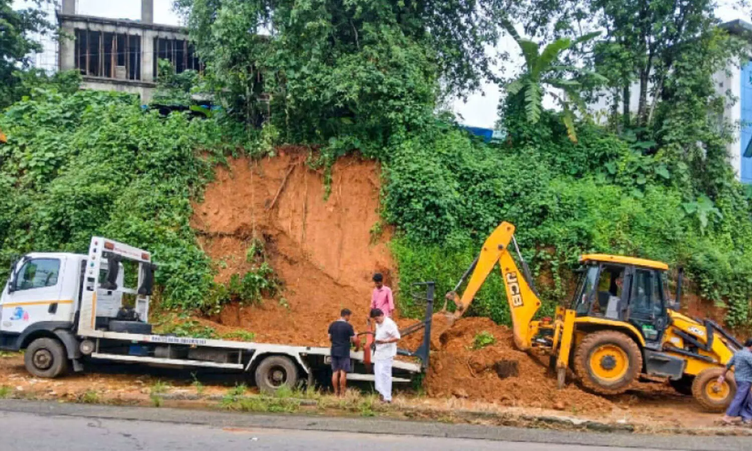 മഴയിൽ കെ.എസ്.ഇ.ബി.ക്കും പൊതുമരാമത്തിനും കോടികളുടെ നഷ്ടം