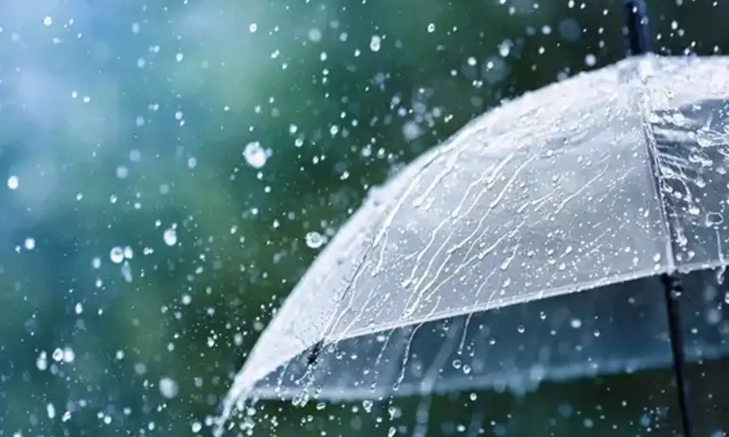 കാ​ല​വ​ർ​ഷം ശ​ക്തം; ജാ​ഗ്ര​ത വേ​ണം