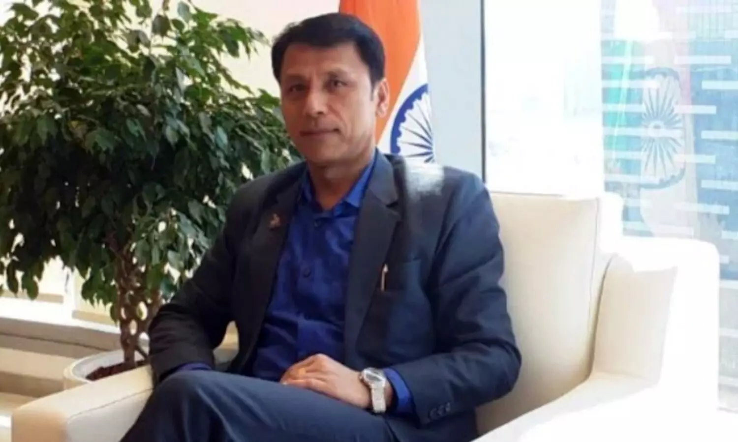 മണിപ്പൂരിൽ 44 എം.എൽ.എമാർ സർക്കാറുണ്ടാക്കാൻ തയാറെന്ന് ബി.ജെ.പി നേതാവ്; ഒ​മ്പ​ത് എം.​എ​ൽ.​എ​മാ​ർ​ക്കൊ​പ്പം ഗ​വ​ർ​ണ​റെ ക​ണ്ടു