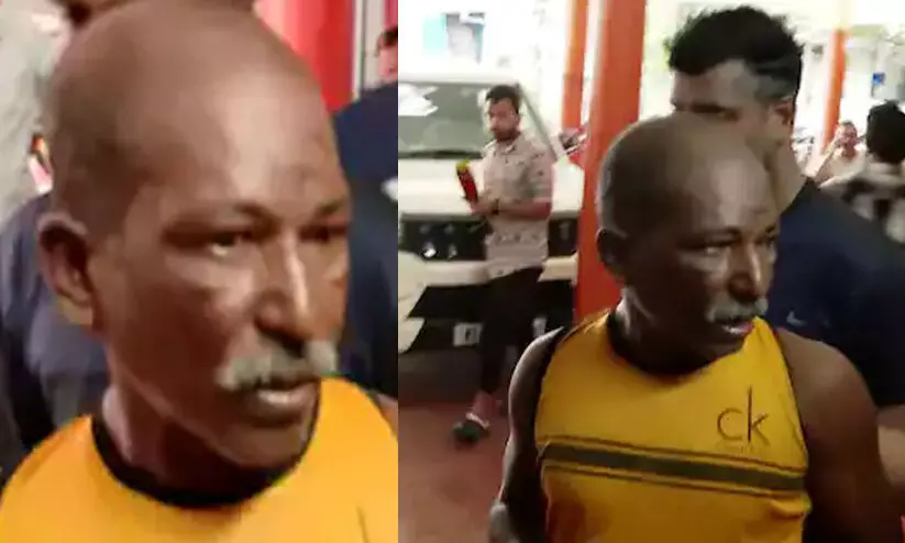 തൊടുപുഴ സ്റ്റാൻഡിൽ ബസിറങ്ങിയ കുട്ടിയെ കൈനോട്ടക്കാരൻ വീട്ടിലേക്ക് കൊണ്ടുപോയി, ദേഹത്ത് മുറിവേൽപ്പിച്ചു, പോക്സോ ചുമത്തി പൊലീസ്; ഇടപ്പള്ളിയിൽ നിന്ന് കാണാതായ വിദ്യാർഥിയെ തൊടുപുഴയിൽ കണ്ടെത്തിയ സംഭവത്തിൽ വഴിത്തിരിവ്