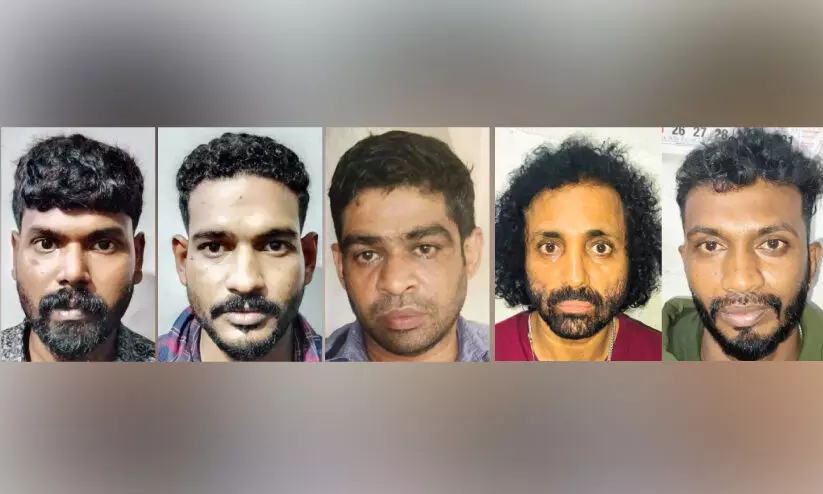 എം.ഡി.എം.എയുമായി യുവാക്കൾ പിടിയിൽ എം.ഡി.എം.എയുമായി യുവാക്കൾ പിടിയിൽ