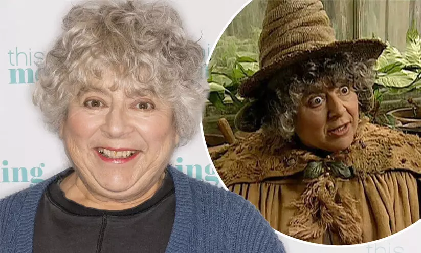 ഇനി അഞ്ചോ ആറോ വർഷം മാത്രം; വീൽചെയറുകളിൽ മാത്രം ഒതുങ്ങാത്ത വേഷങ്ങൾ ചെയ്യാൻ ആഗ്രഹിക്കുന്നു, ഹാരി പോട്ടർ താരം മിറിയം മാർഗോളിസ് പറയുന്നു... ഇനി അഞ്ചോ ആറോ വർഷം മാത്രം; വീൽചെയറുകളിൽ മാത്രം ഒതുങ്ങാത്ത വേഷങ്ങൾ ചെയ്യാൻ ആഗ്രഹിക്കുന്നു, ഹാരി പോട്ടർ താരം മിറിയം മാർഗോളിസ് പറയുന്നു...