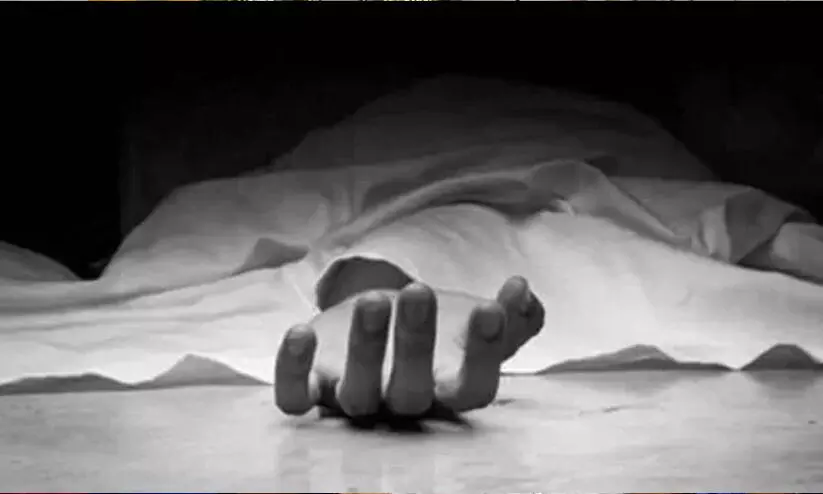 രാ​വി​ല​ത്തെ സാ​മ്പാ​ർ വീ​ണ്ടും ക​ഴി​ച്ച​തി​ൽ മ​നോ​വി​ഷ​മം; ദേ​വ​ന​ഹ​ള്ളി​യി​ൽ യു​വ​തി ജീ​വ​നൊ​ടു​ക്കി