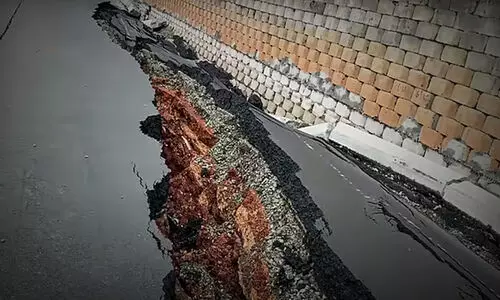 ദേ​ശീ​യ​പാ​ത ത​ക​ർ​ച്ച; ശ​ക്ത​മാ​യ അ​ന്വേ​ഷ​ണ​വും ന​ട​പ​ടി​യും വേ​ണം