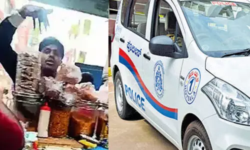 ഇത്തവണ ഫ്രീ ആയി സിഗററ്റും ചായയും വേണമെന്ന്; കിട്ടാത്തതിന് ബേക്കറിയിലെ ഭരണികൾ റോഡിലെറിഞ്ഞു പൊട്ടിച്ചു, സംഭവം ബംഗളൂരുവിൽ ഇത്തവണ ഫ്രീ ആയി സിഗററ്റും ചായയും വേണമെന്ന്; കിട്ടാത്തതിന് ബേക്കറിയിലെ ഭരണികൾ റോഡിലെറിഞ്ഞു പൊട്ടിച്ചു, സംഭവം ബംഗളൂരുവിൽ