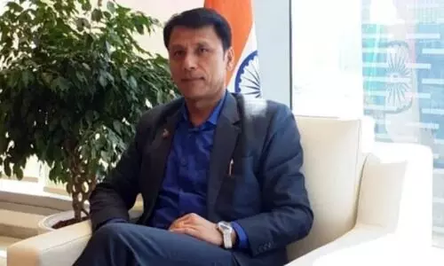 മണിപ്പൂരിൽ 44 എം.എൽ.എമാർ സർക്കാറുണ്ടാക്കാൻ തയാറെന്ന് ബി.ജെ.പി നേതാവ്; ഒ​മ്പ​ത് എം.​എ​ൽ.​എ​മാ​ർ​ക്കൊ​പ്പം ഗ​വ​ർ​ണ​റെ ക​ണ്ടു