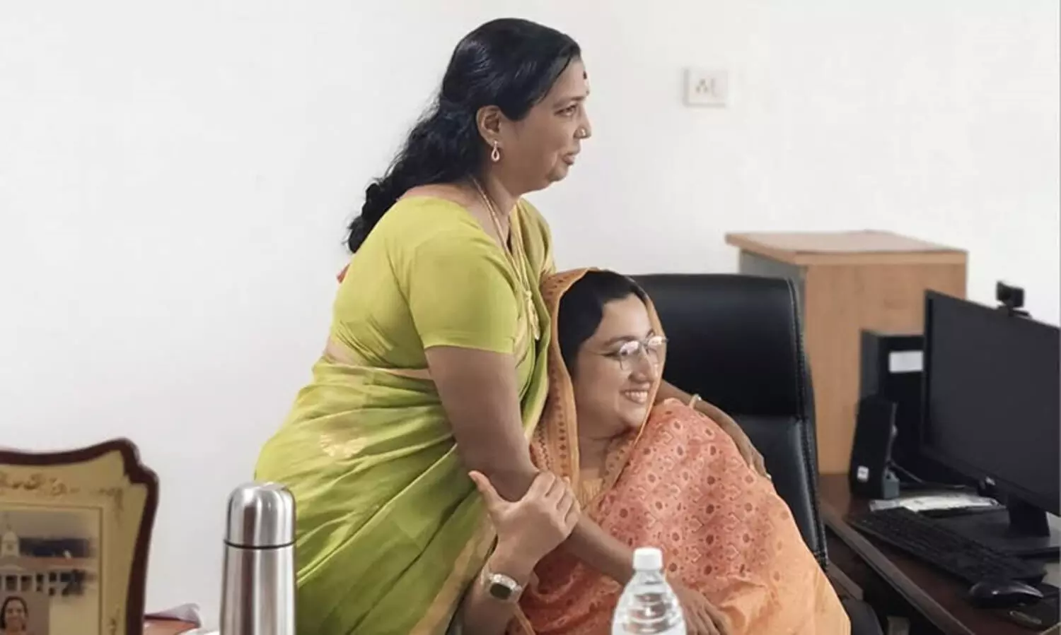 ‘അടുത്ത ഇന്നിങ്സ് ജയലക്ഷ്മി പൊളിക്കും... സൂപ്പറായി, ദൈവം അനുഗ്രഹിക്കട്ടെ’; 60 വയസ്സ് കഴിഞ്ഞവരിലെ സാമ്പത്തിക ഭദ്രതയെക്കുറിച്ച് കുറിപ്പു​മായി അദീല അബ്ദുല്ല ഐ.എ.എസ്