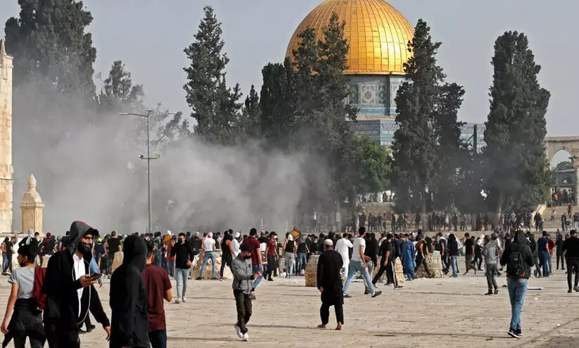 അ​ൽ അ​ഖ്​​സ​യി​ലെ അ​തി​ക്ര​മം: ഇ​സ്രാ​യേ​ൽ അം​ബാ​സ​ഡ​റെ വി​ളി​ച്ചു​വ​രു​ത്തി അ​പ​ല​പി​ച്ചു