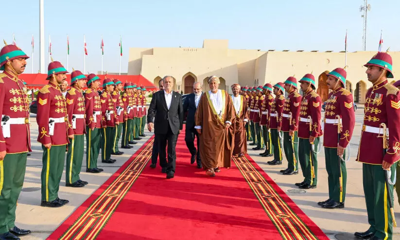 ബ​ന്ധ​ങ്ങ​ൾ ശ​ക്തി​പ്പെ​ടു​ത്തി ഇ​റാ​ൻ പ്ര​സി​ഡ​ന്റ് മ​ട​ങ്ങി