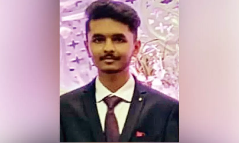 ശി​വ​ന​സ​മു​ദ്ര​യി​ൽ ഒ​ഴു​ക്കി​ൽ​പെ​ട്ട് വി​ദ്യാ​ർ​ഥി മ​രി​ച്ചു; മൂ​ന്നു​പേ​രെ ര​ക്ഷ​പ്പെ​ടു​ത്തി