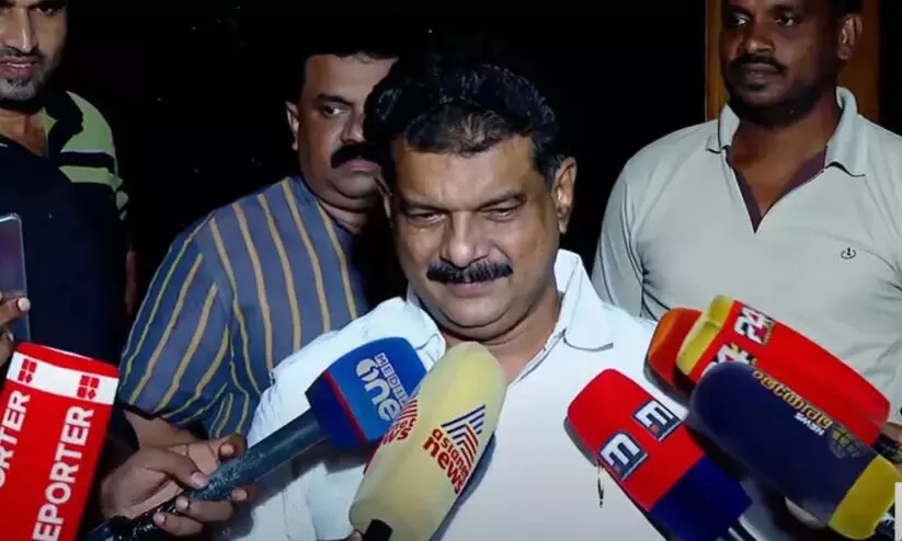 വി.ഡി. സതീശന് ഗൂഢലക്ഷ്യമുണ്ടെന്ന് പി.വി അൻവർ വി.ഡി. സതീശന് ഗൂഢലക്ഷ്യമുണ്ടെന്ന് പി.വി അൻവർ