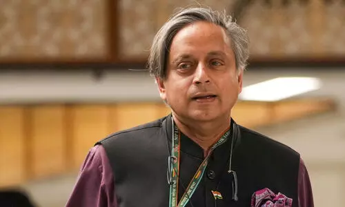 മോദി സ്തുതി: വിമർശകർക്ക് തന്റെ വാക്കുകൾ വളച്ചൊടിക്കുന്നത് തുടരാം; മറുപടിയുമായി തരൂർ