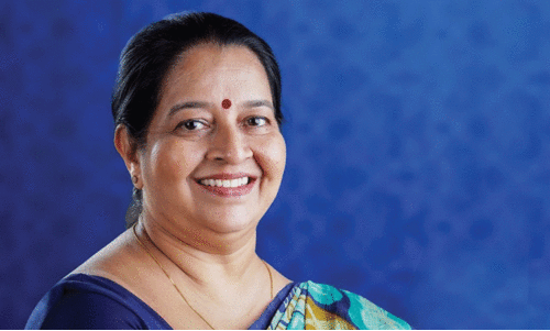 അമ്മ കൂടെയുണ്ടെന്ന ധൈര്യത്തിലാണ് ഞാനിപ്പോഴും പിടിച്ചുനിൽക്കുന്നത് -ഉമ തോമസ് എം.എൽ.എ