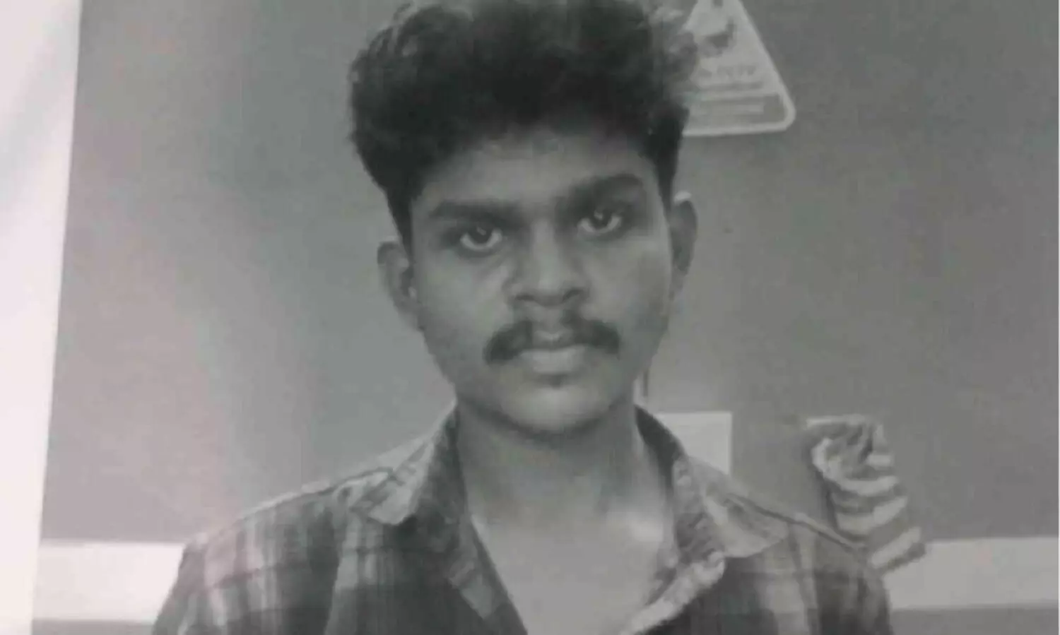 പോ​ക്സോ: യു​വാ​വി​ന് 23 വ​ര്‍ഷം ക​ഠി​ന​ത​ട​വ്​