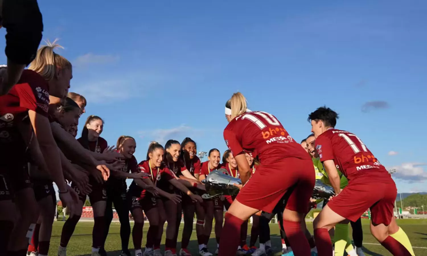 ഫുട്ബാൾ ലീഗിൽ തുടർച്ചയായി 23 കിരീടങ്ങൾ നേടി ഒരു ടീം...