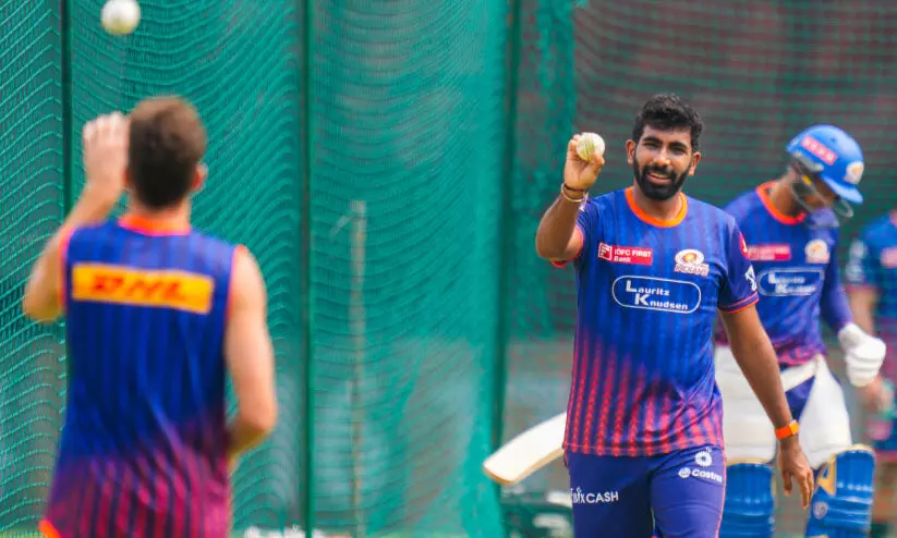 ഐ.പി.എൽ എലിമിനേറ്റർ; ഗുജറാത്ത് ടൈറ്റൻസ് Vs മുംബൈ ഇന്ത്യൻസ് ഐ.പി.എൽ എലിമിനേറ്റർ; ഗുജറാത്ത് ടൈറ്റൻസ് Vs മുംബൈ ഇന്ത്യൻസ്