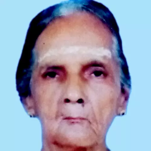 ദേ​വ​കി അ​മ്മ