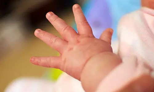 ന​വ​ജാ​ത ശി​ശു​വി​നെ ഒ​രു ല​ക്ഷം രൂ​പ​ക്ക് വി​റ്റു; മൂ​ന്നു​പേ​ർ അ​റ​സ്റ്റി​ൽ