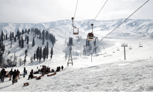 ഭൂമിയിലെ സ്വർഗമായ കശ്മീരിലേക്കൊരു യാത്ര ഭൂമിയിലെ സ്വർഗമായ കശ്മീരിലേക്കൊരു യാത്ര